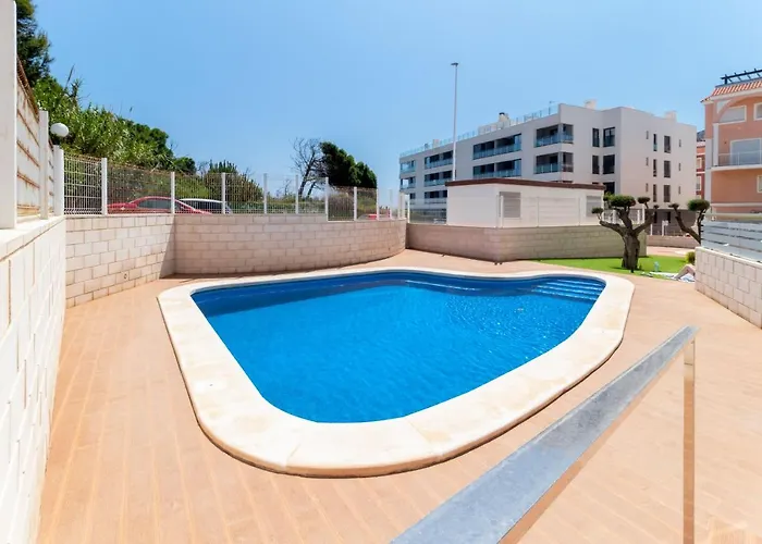 Amazing 50 M From The Daire