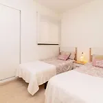 Amazing 50 M From The Apartament *