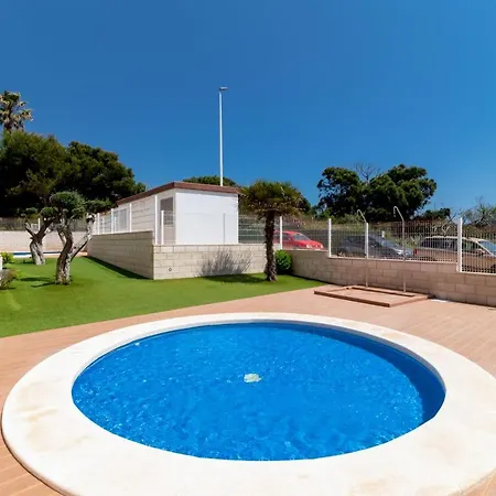 Amazing 50 M From The شقة تورّيفيِخا