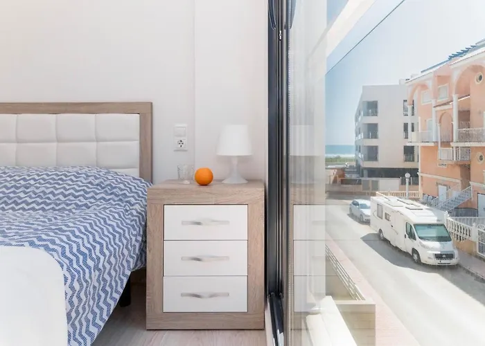 Apartment Amazing 50 M From The Torrevieja